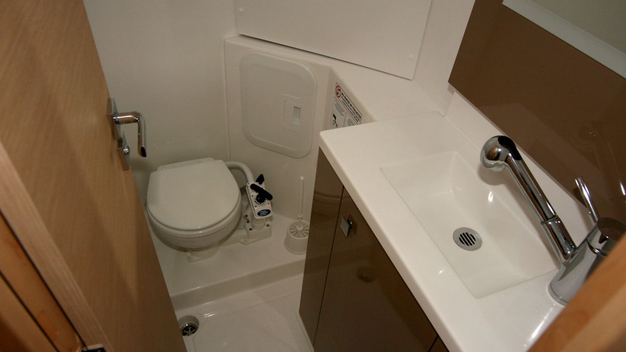 Photo #26 - Fountaine Pajot Lucia 40 - 4 cab. (Luna Rossa II) in Krk - 44543