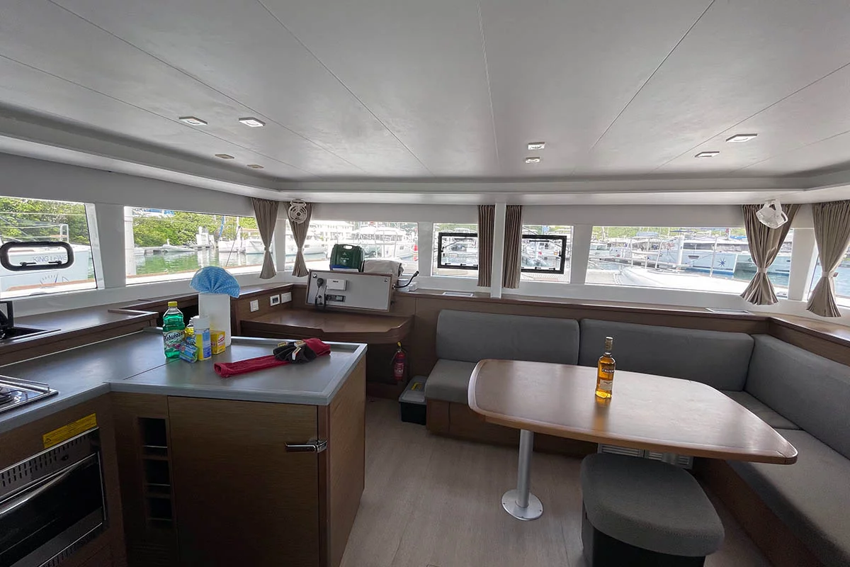 Lagoon 450 F - 4 + 2 cab. (Island Queen)  - 12