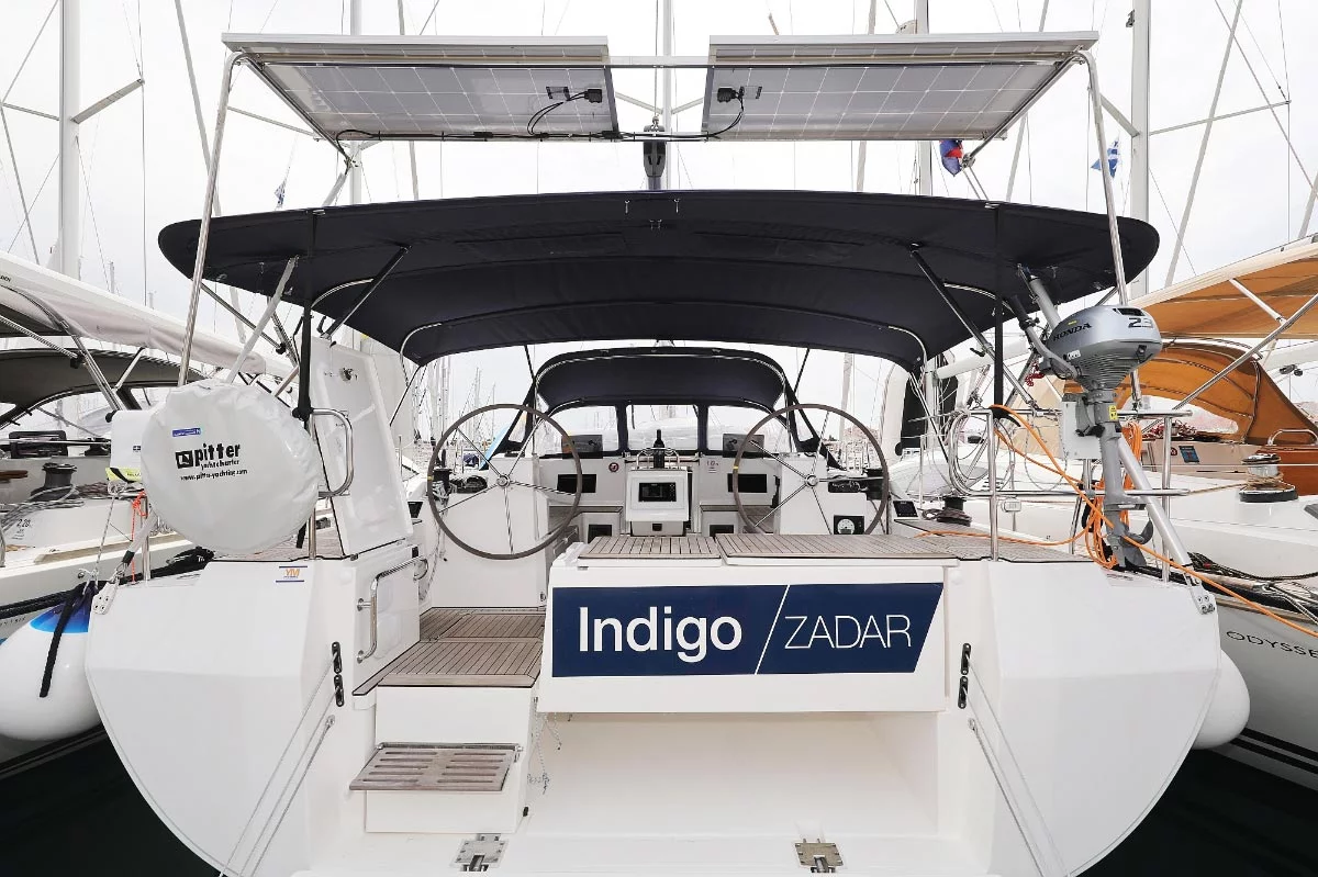 Bavaria C45 Holiday (Indigo)  - 4