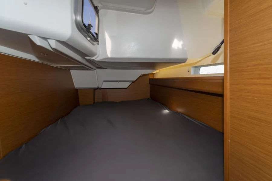 Sun Odyssey 389 (BarElli)  - 12