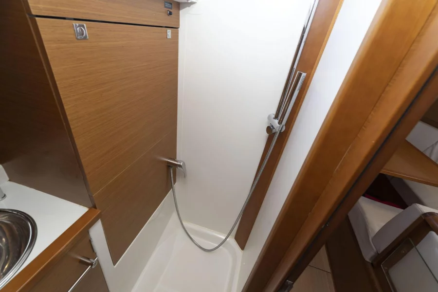Sun Odyssey 389 (BarElli)  - 14