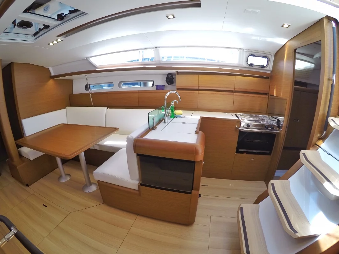 Sun Odyssey 449 (Tardis)  - 6