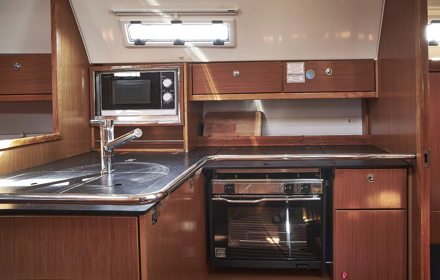 Bavaria Cruiser 36 (White Pearl B)  - 5