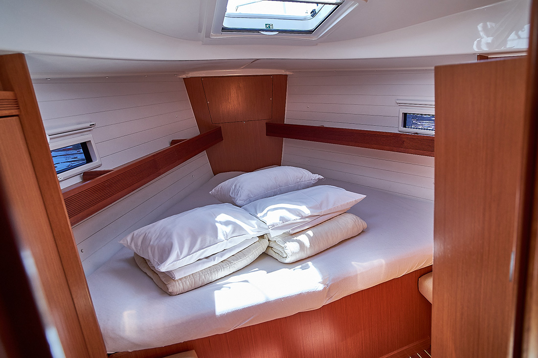Photo #8 - Bavaria Cruiser 36 (White Pearl B) en Biograd - 44593