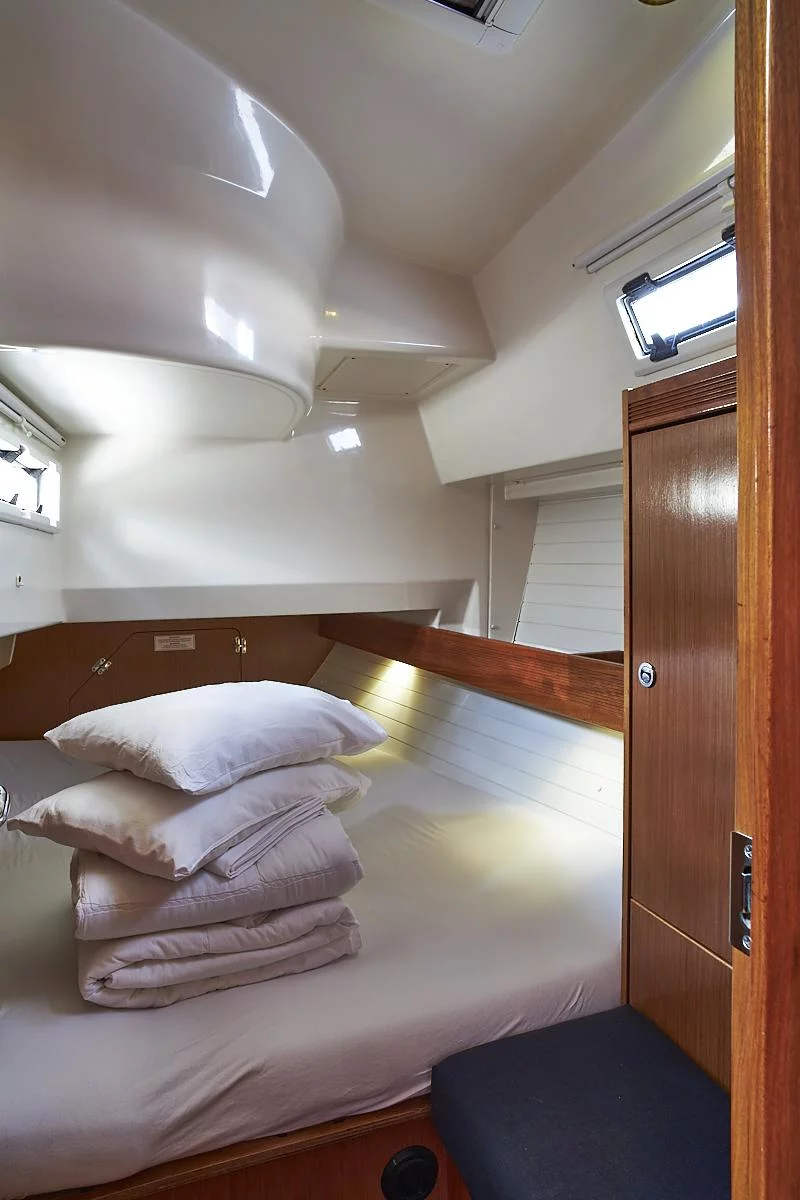 Bavaria Cruiser 36 (White Pearl B)  - 8