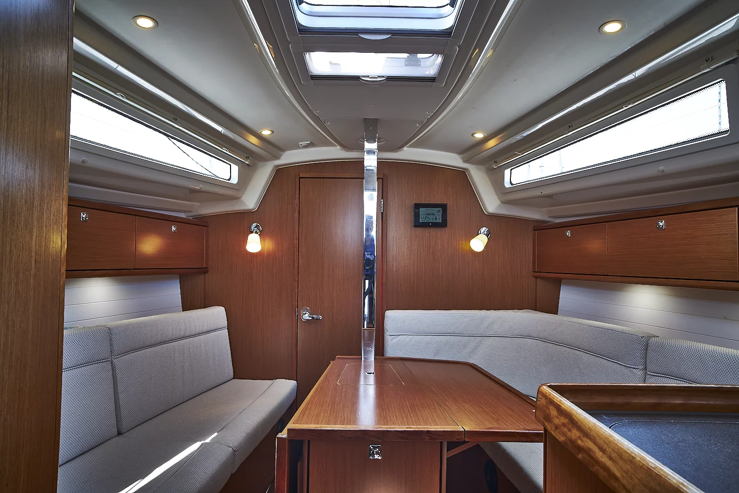 Bavaria Cruiser 34 (Wild Love)  - 4