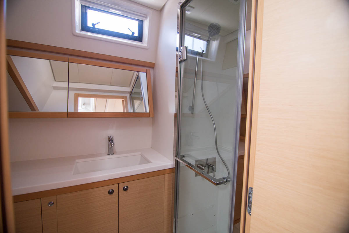 Photo #5 - Lagoon 52 F - 6 + 2 cab. (Jolie 1318/2024) in Palma - 44595