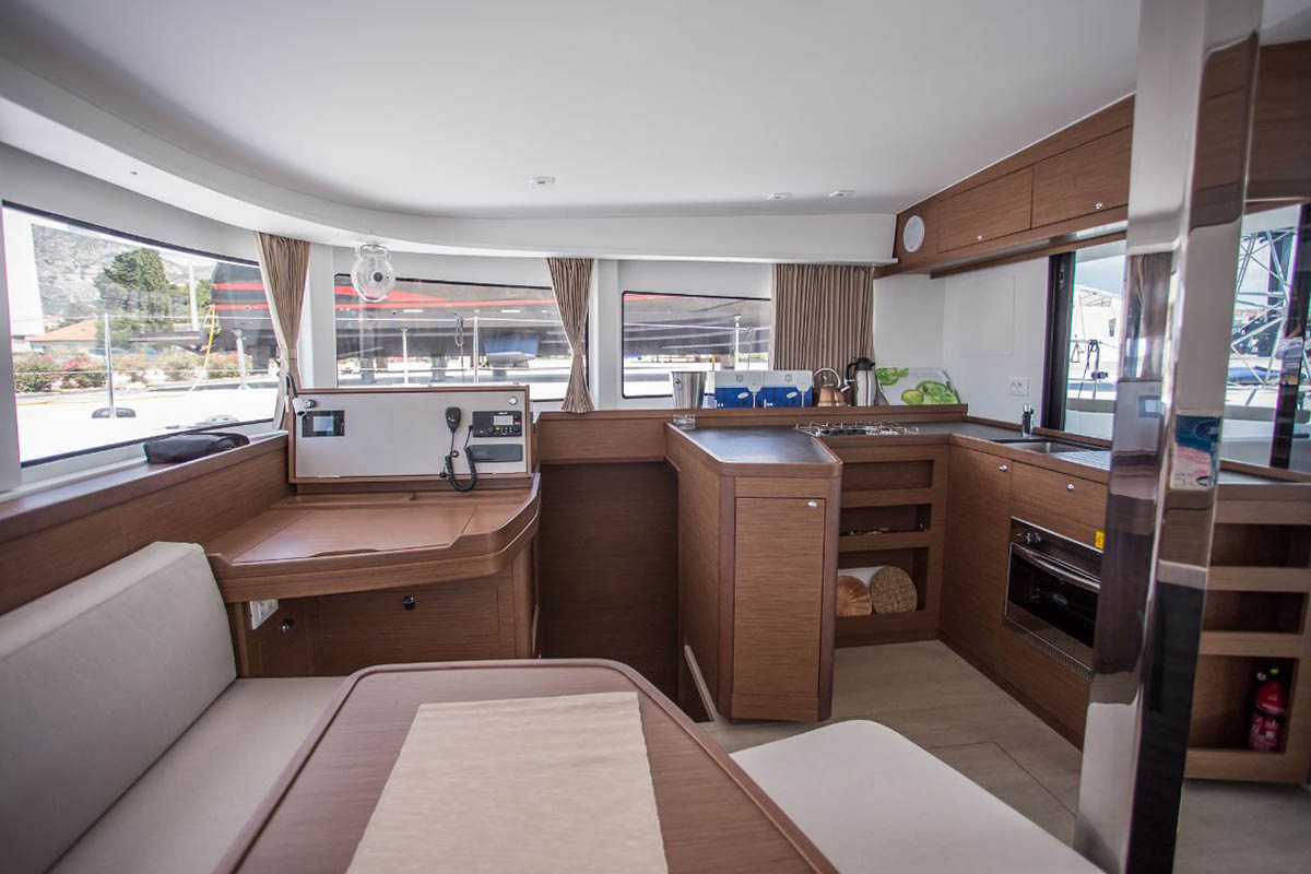 Photo #8 - Lagoon 42 - 4 + 2 cab. (La Colombe 447/2025) en Palma - 44598