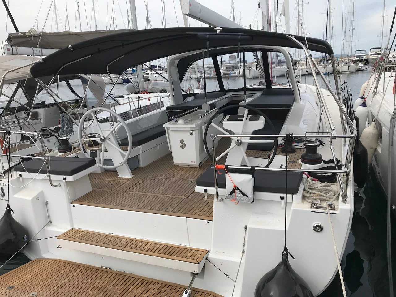 Oceanis 51.1 - 5 + 1 cab. (Famiglia)  - 4