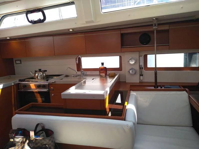 Oceanis 51.1 - 5 + 1 cab. (Famiglia)  - 13