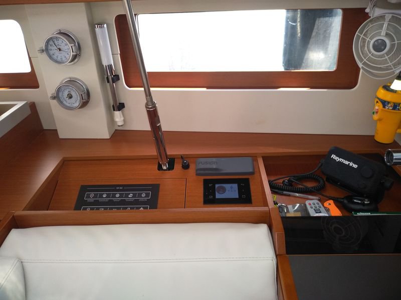 Photo #21 - Oceanis 51.1 - 5 + 1 cab. (Famiglia) in Athen - 44603