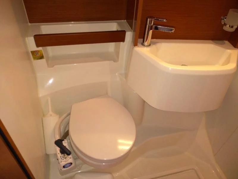 Oceanis 51.1 - 5 + 1 cab. (Famiglia)  - 23