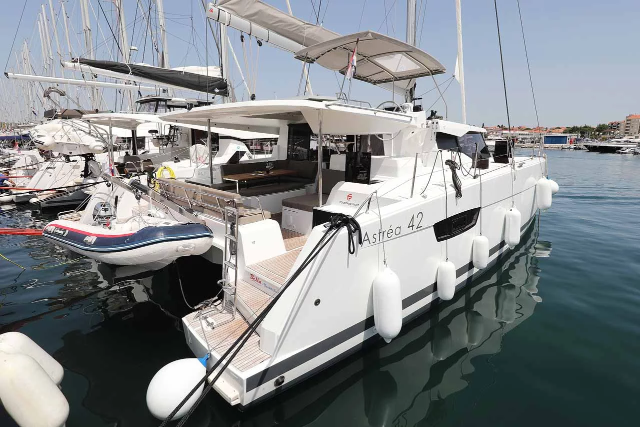 Fountaine Pajot Astrea 42 (Bella V)  - 0