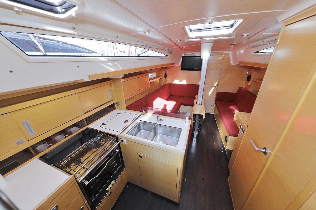 Photo #16 - Elan 350 Performance - 3 cab. (X-Ray) in Biograd - 44614