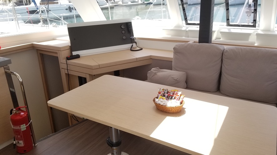 Photo #19 - Fountaine Pajot Lucia 40 - 4 cab. (Hola) in Fethiye - 44653