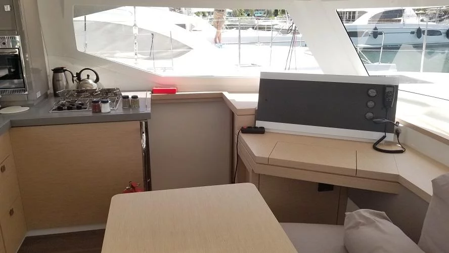 Fountaine Pajot Lucia 40 - 4 cab. (Hola)  - 19