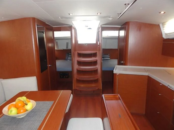 Oceanis 46.1 (Rabia)  - 4