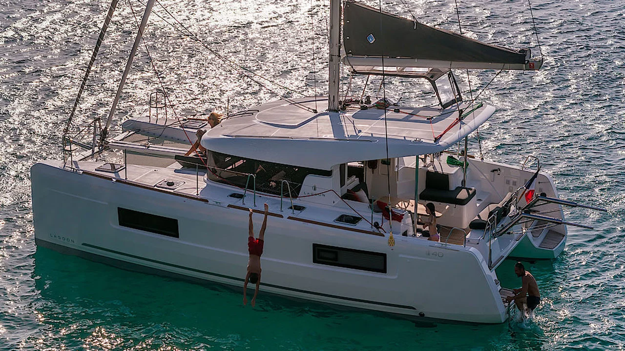 Lagoon 40 - 4 + 1 cab. (Sunrise)  - 0