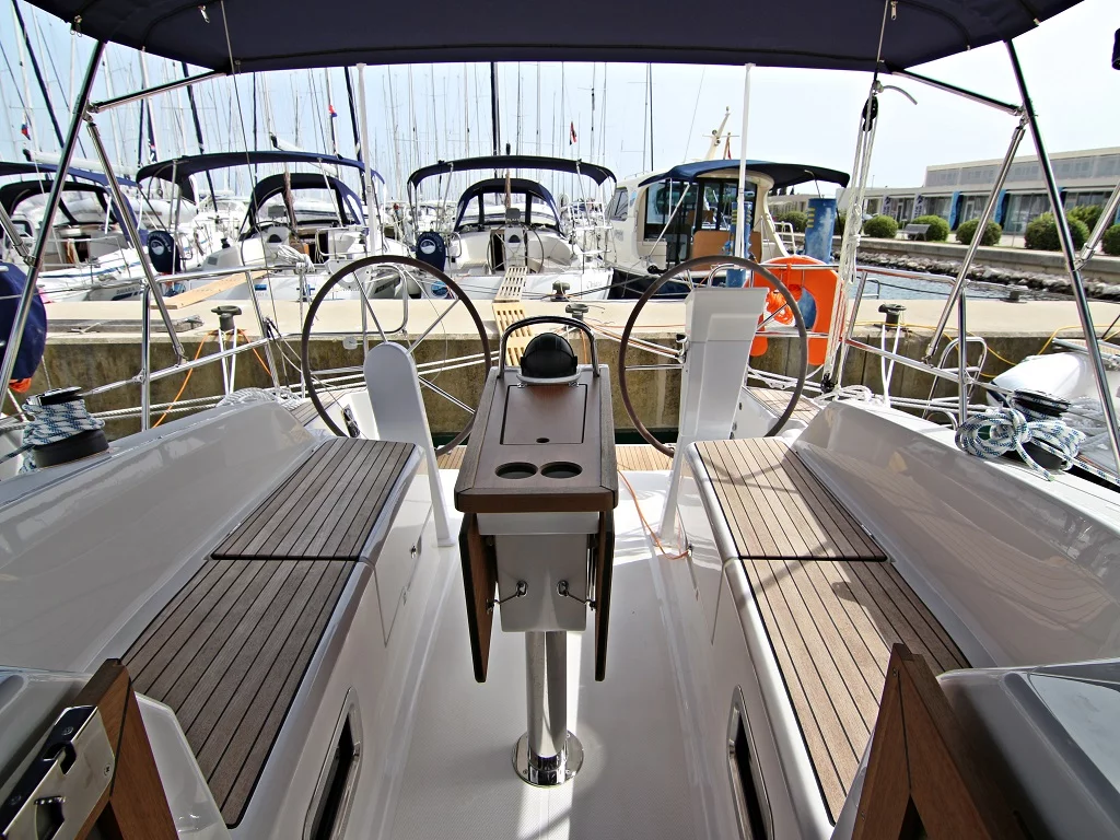 Bavaria Cruiser 34 (Lucy)  - 4
