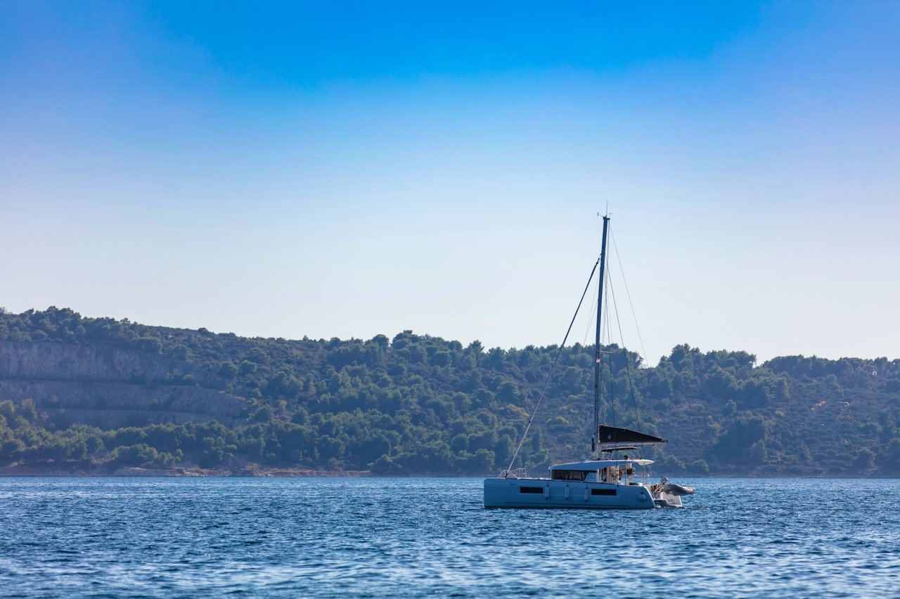 Photo #7 - Lagoon 40 - 4 + 2 cab (Zagvozd) in Kastela - 44682