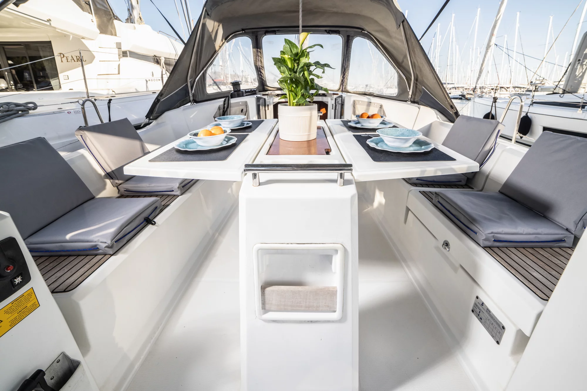Oceanis 38.1 (Rania)  - 21
