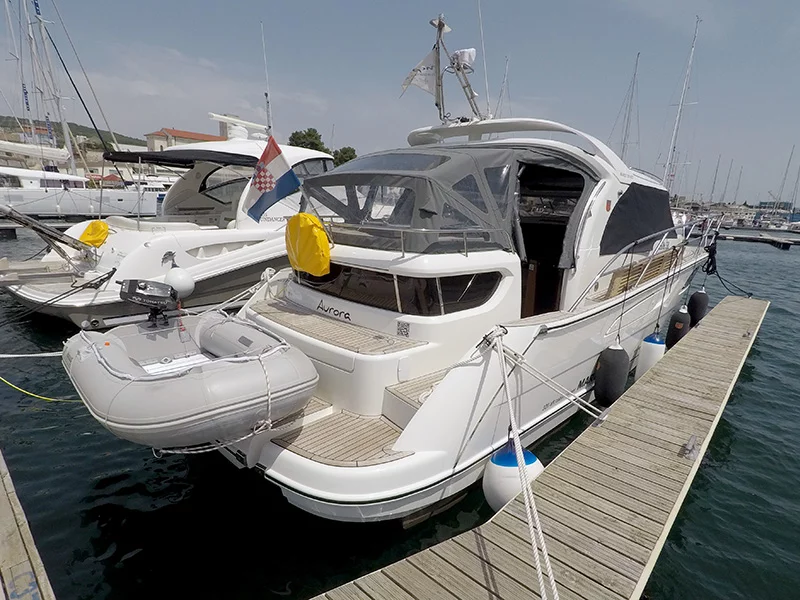 Marex 320 ACC (Aurora)  - 2