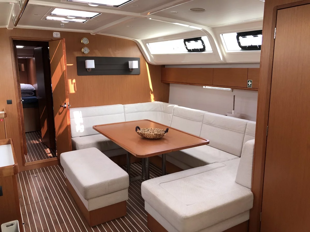 Bavaria Cruiser 51 (Thalassa)  - 12