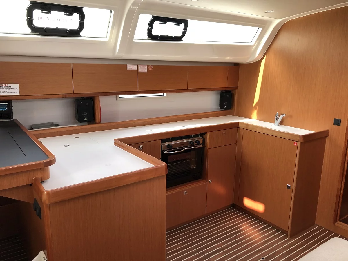 Bavaria Cruiser 51 (Thalassa)  - 14