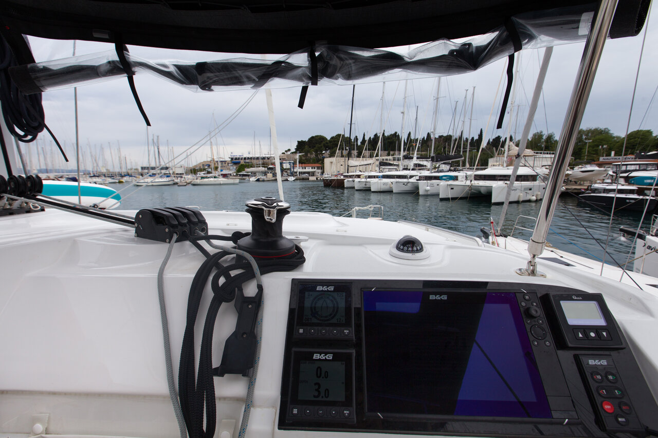 Photo #10 - Lagoon 40 - 4 + 2 cab (Marinero) in Split - 44745
