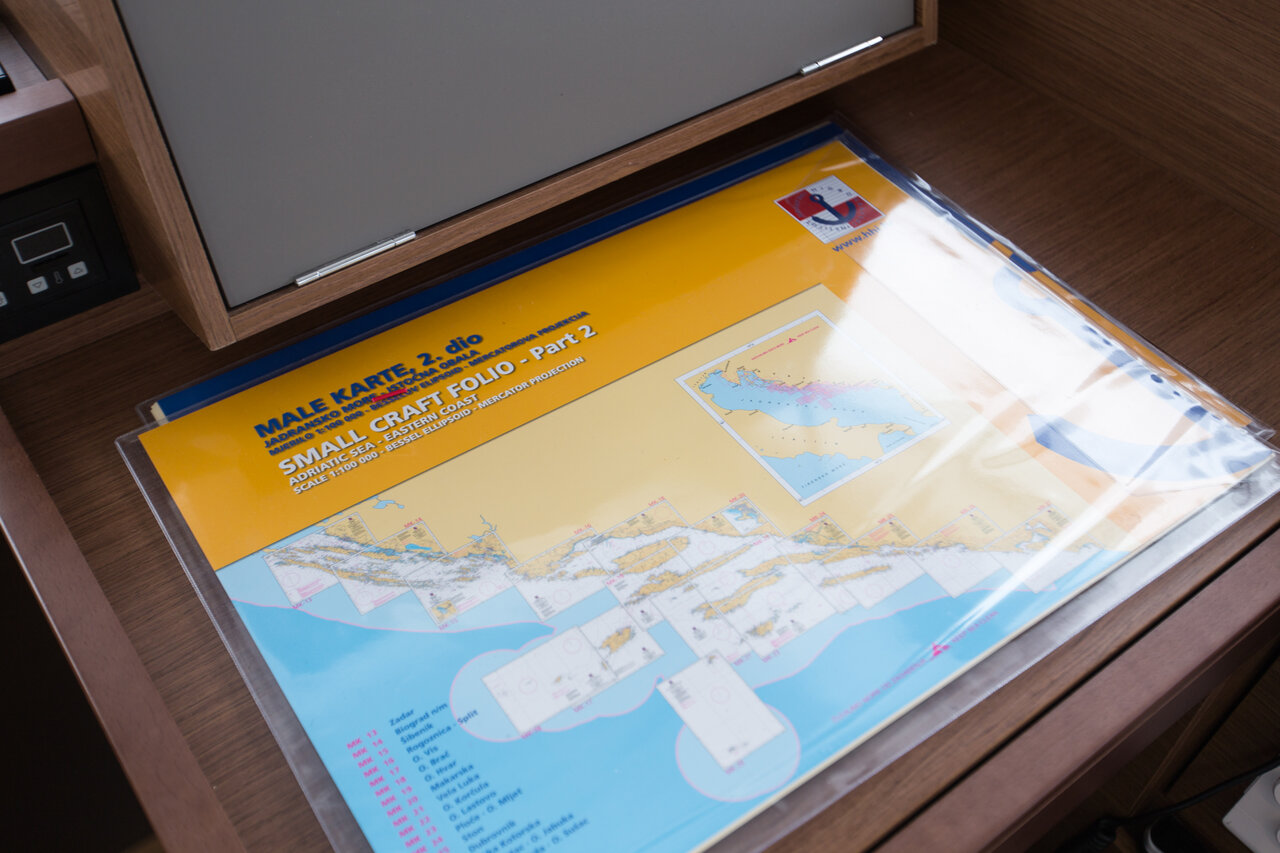 Photo #14 - Lagoon 40 - 4 + 2 cab (Marinero) in Split - 44745