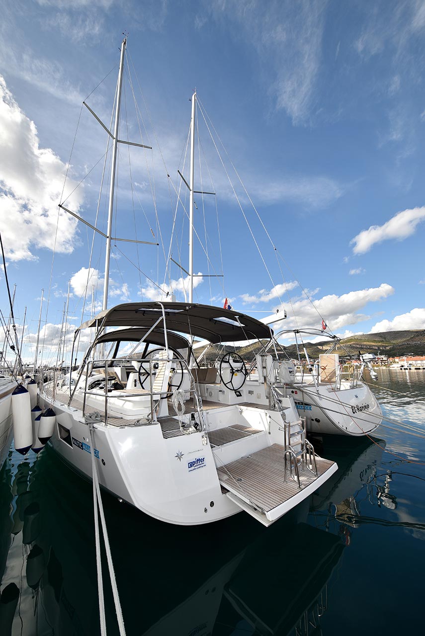 Photo #3 - Jeanneau 54 - 5 + 1 cab. (Mary-Lu) in Trogir - 44752