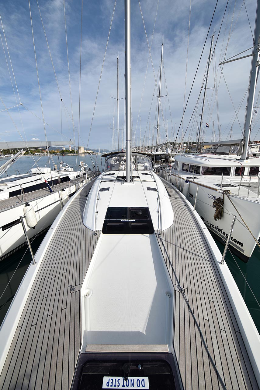 Photo #12 - Jeanneau 54 - 5 + 1 cab. (Mary-Lu) in Trogir - 44752
