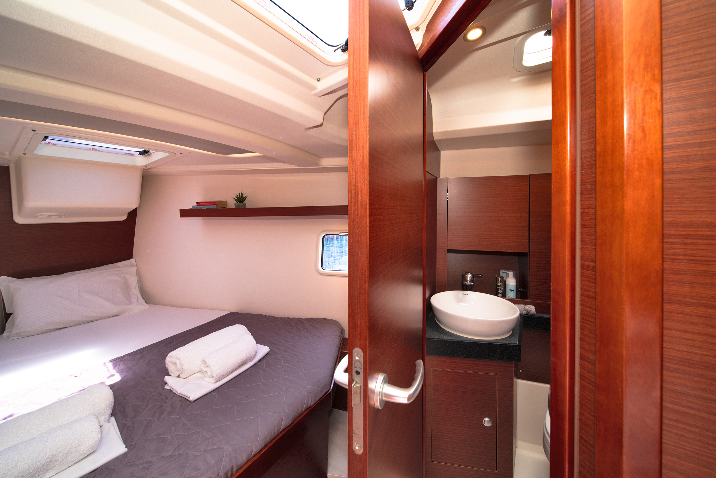 Hanse 418 - 3 cab. — photo 20