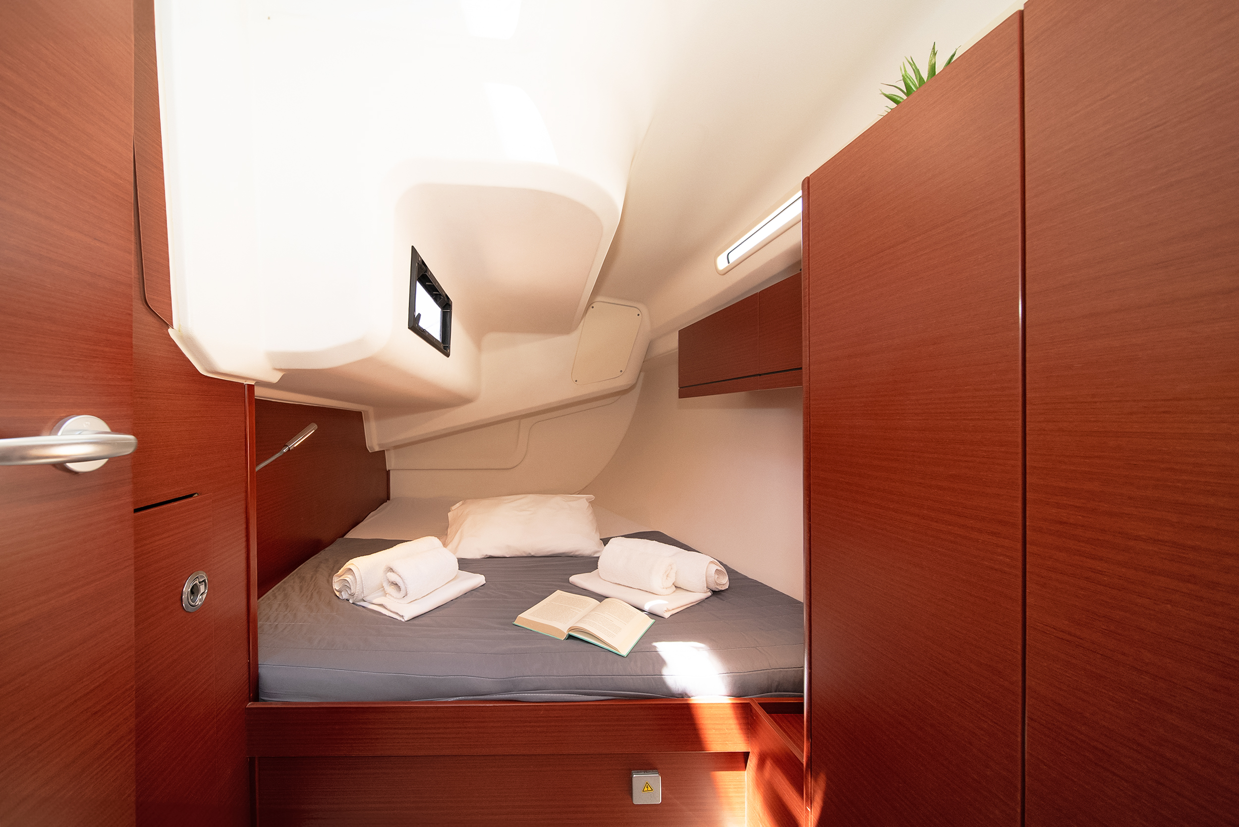 Hanse 418 - 3 cab. — photo 22