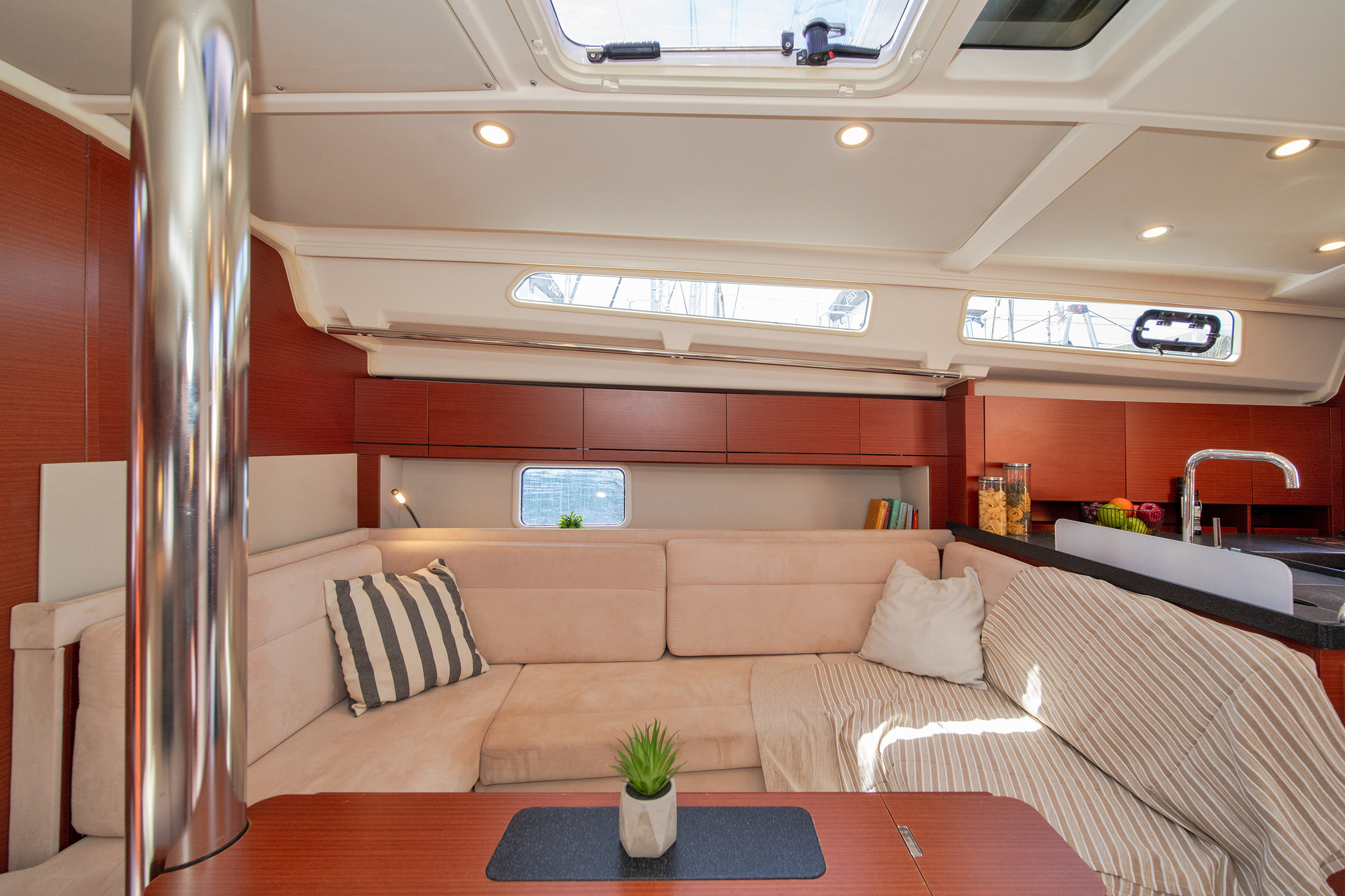 Hanse 418 - 3 cab. — photo 27