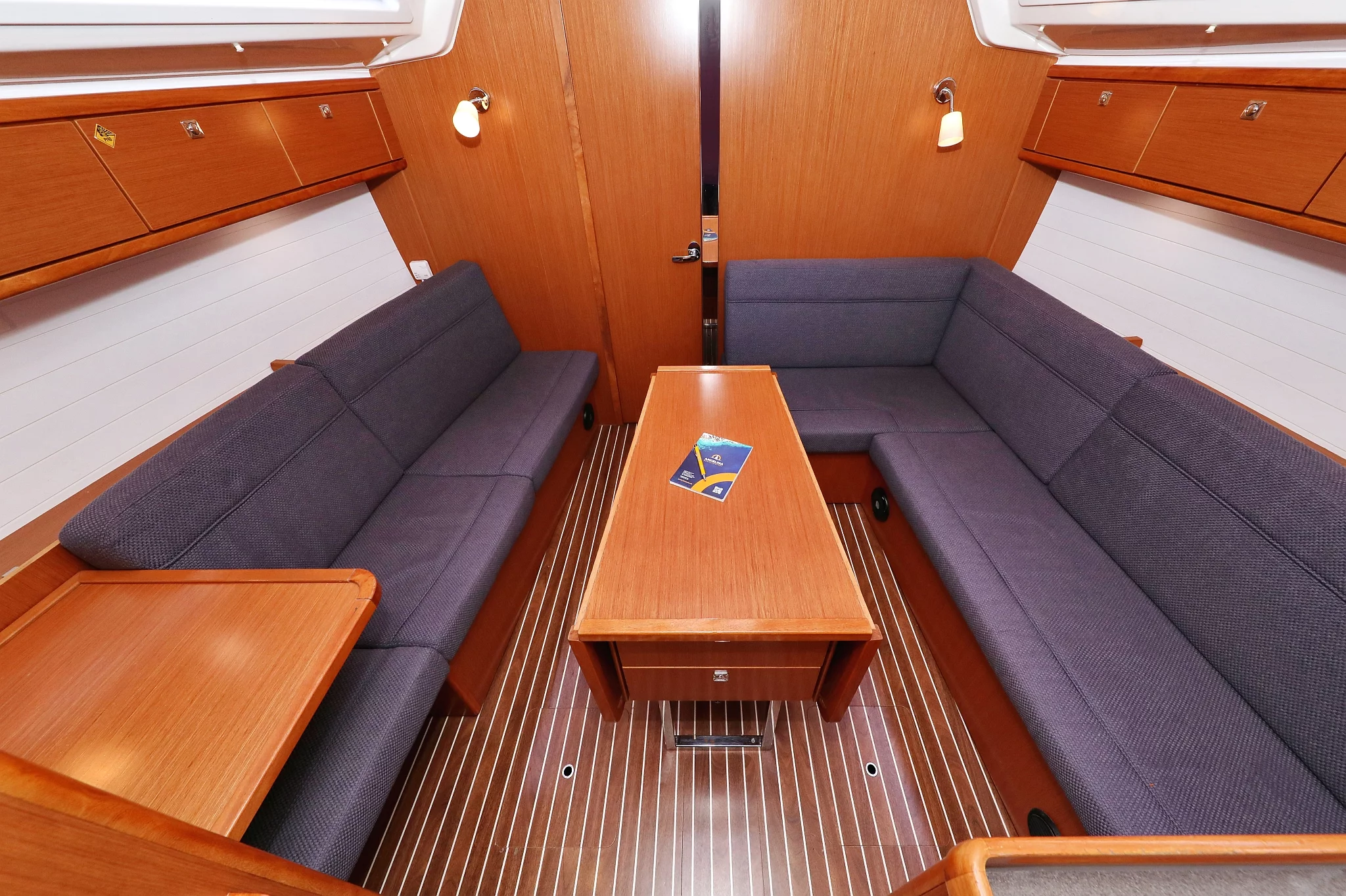 Bavaria Cruiser 37 - 3 cab. (Jazz Band)  - 14