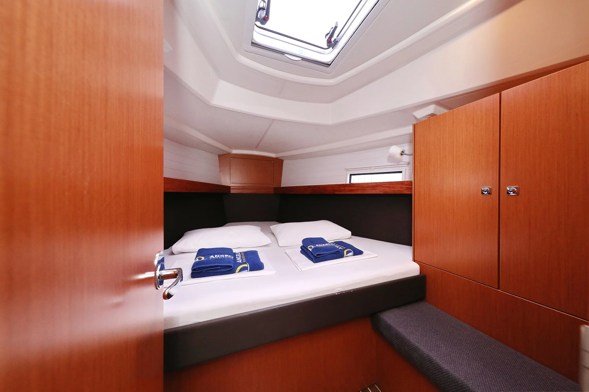 Bavaria Cruiser 37 - 3 cab. (Jazz Band)  - 29