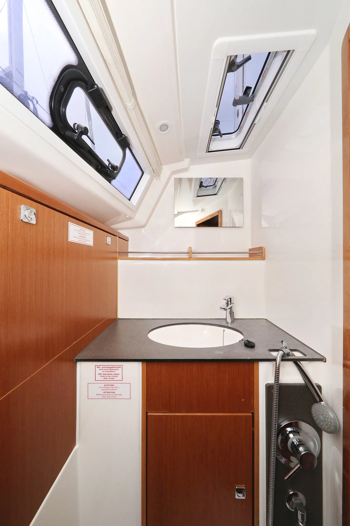 Bavaria Cruiser 37 - 3 cab. (Jazz Band)  - 36