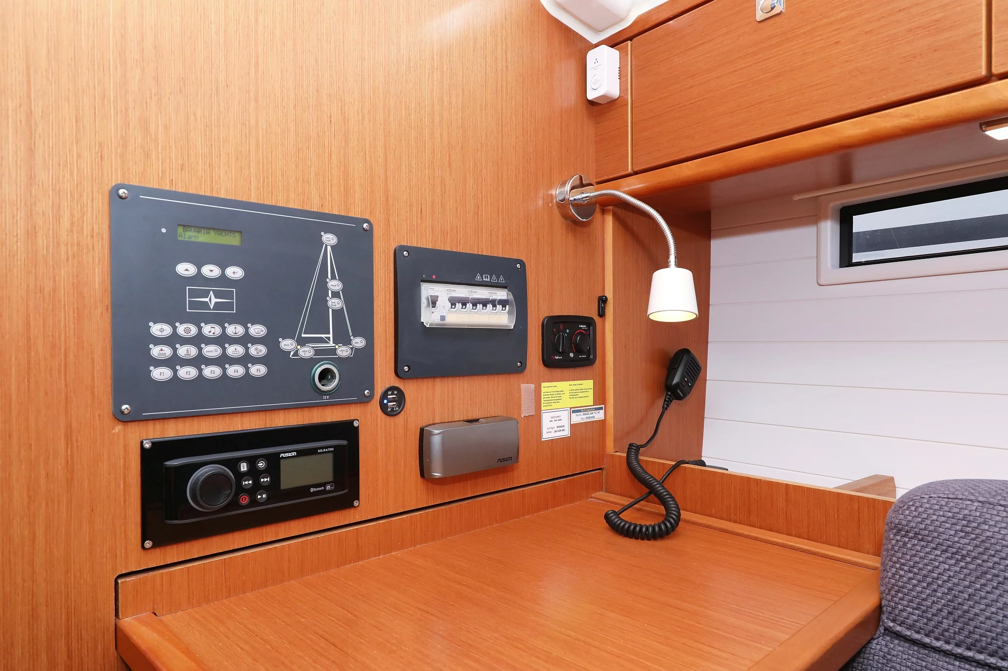 Bavaria Cruiser 37 - 3 cab. (Jazz Band)  - 41