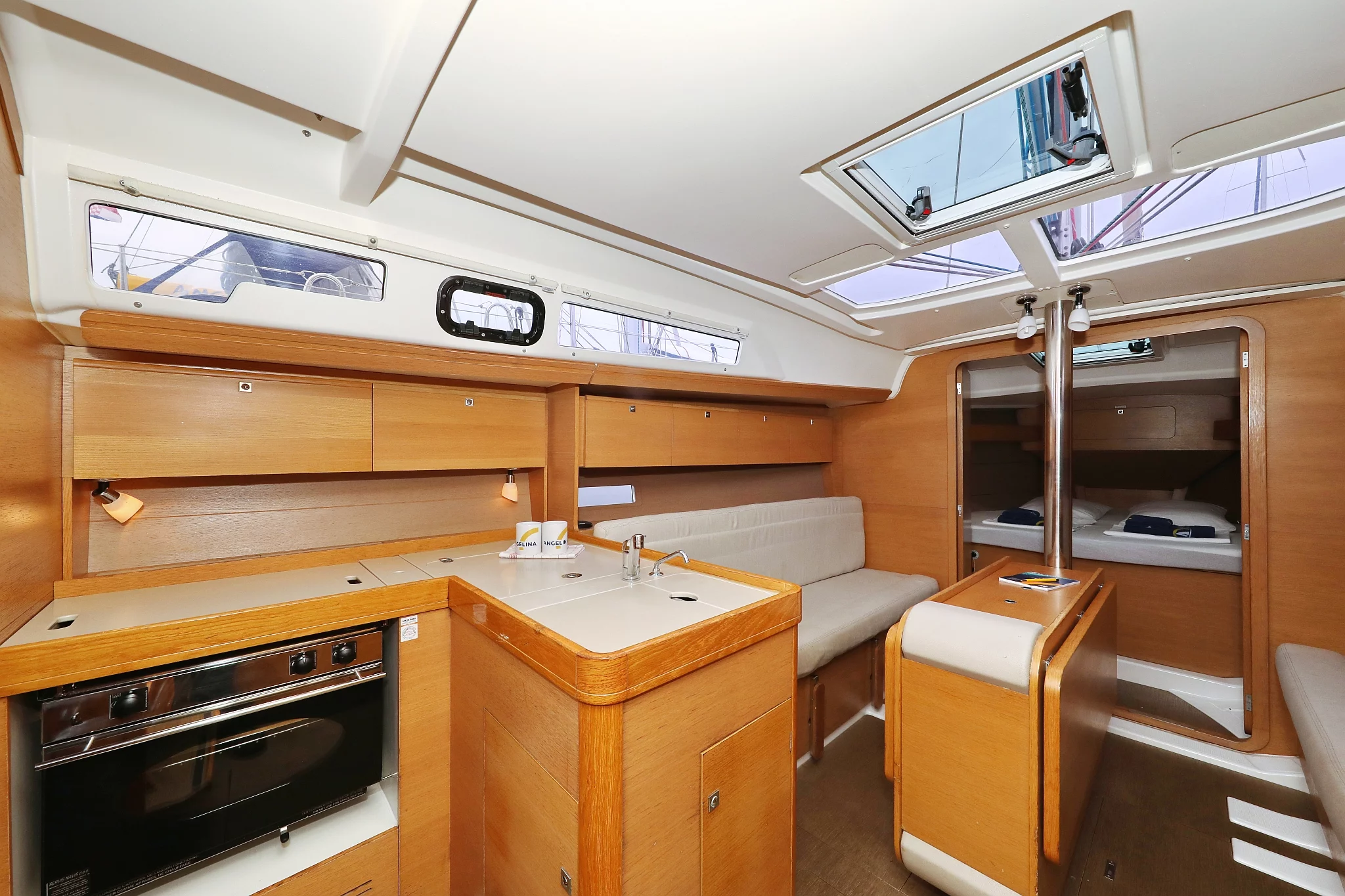 Dufour 350 GL (Sweet Lady)  - 12