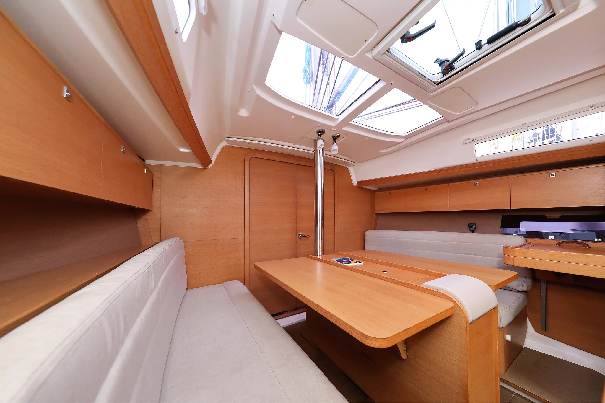 Dufour 350 GL (Sweet Lady)  - 17