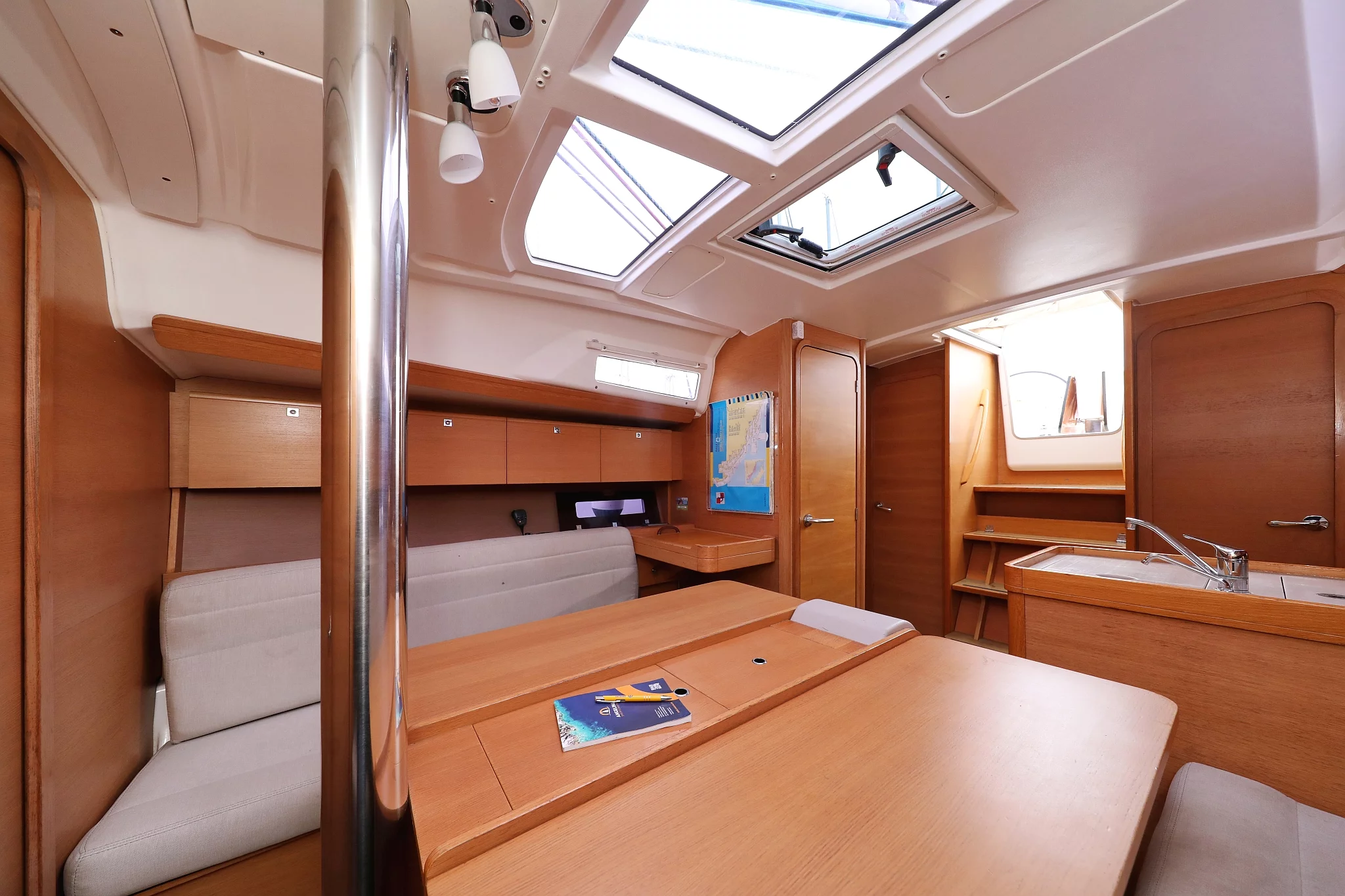 Dufour 350 GL (Sweet Lady)  - 19