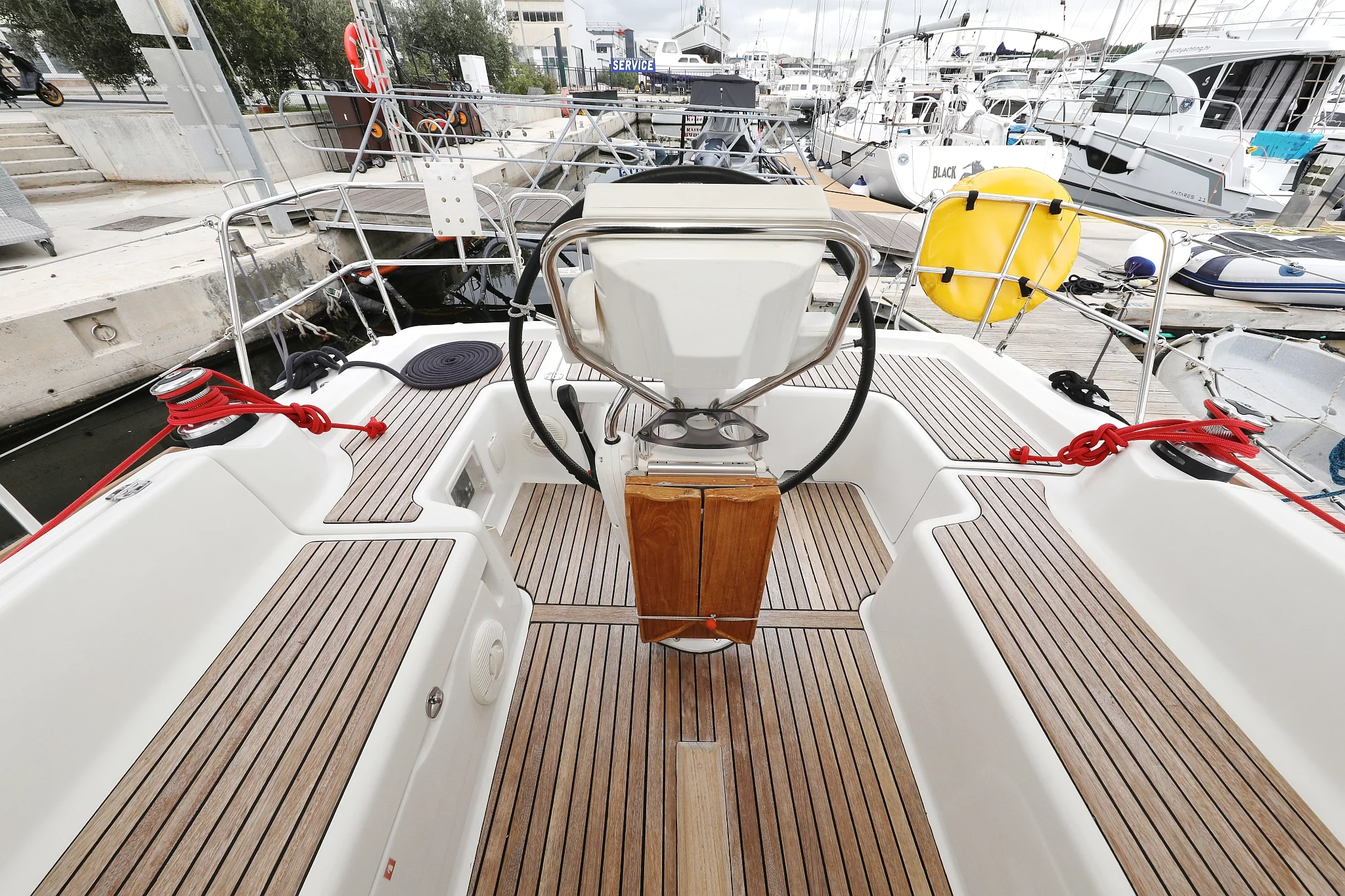 Oceanis 34 (Star Elisabeth)  - 7