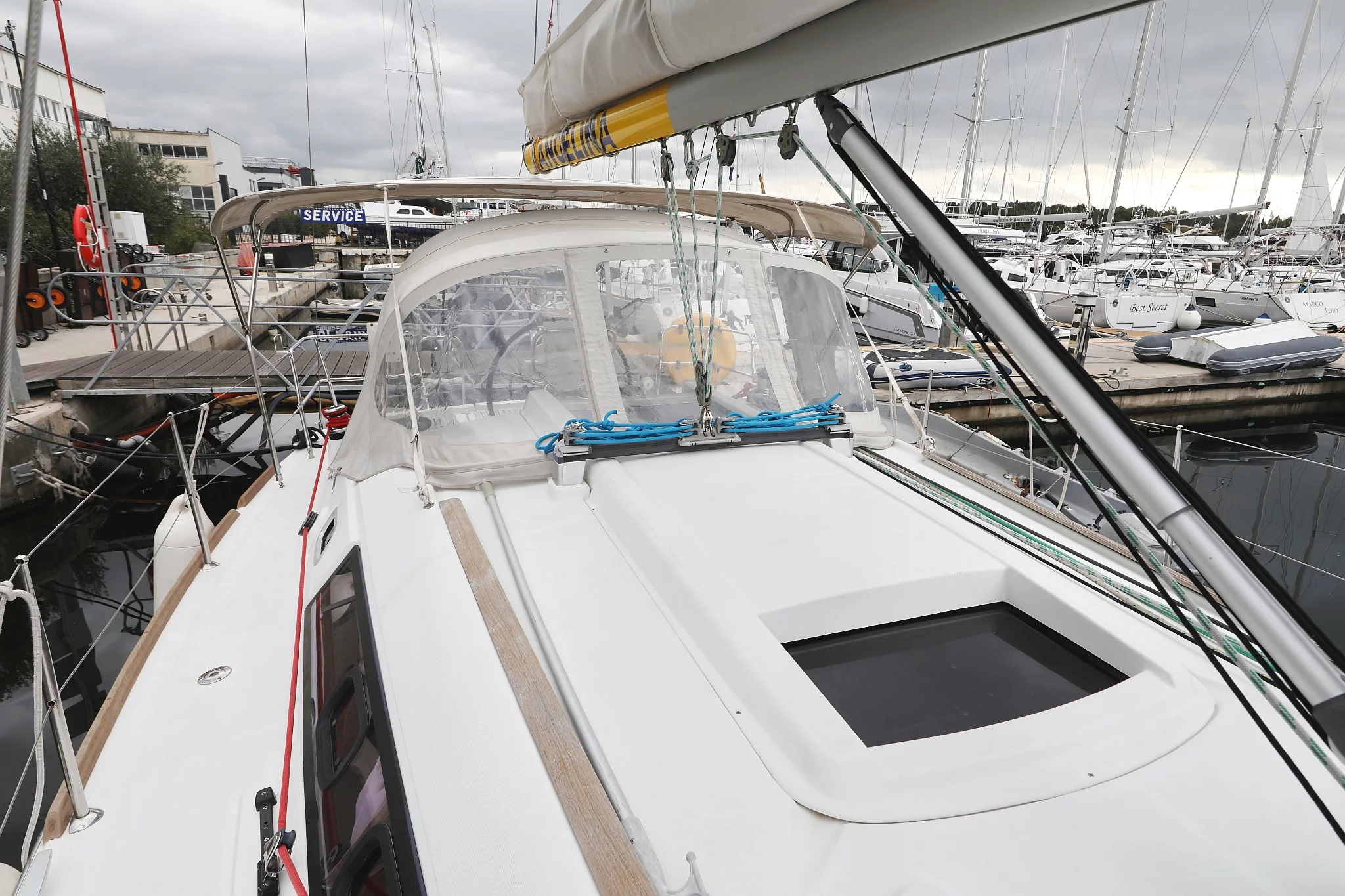 Oceanis 34 (Star Elisabeth)  - 11