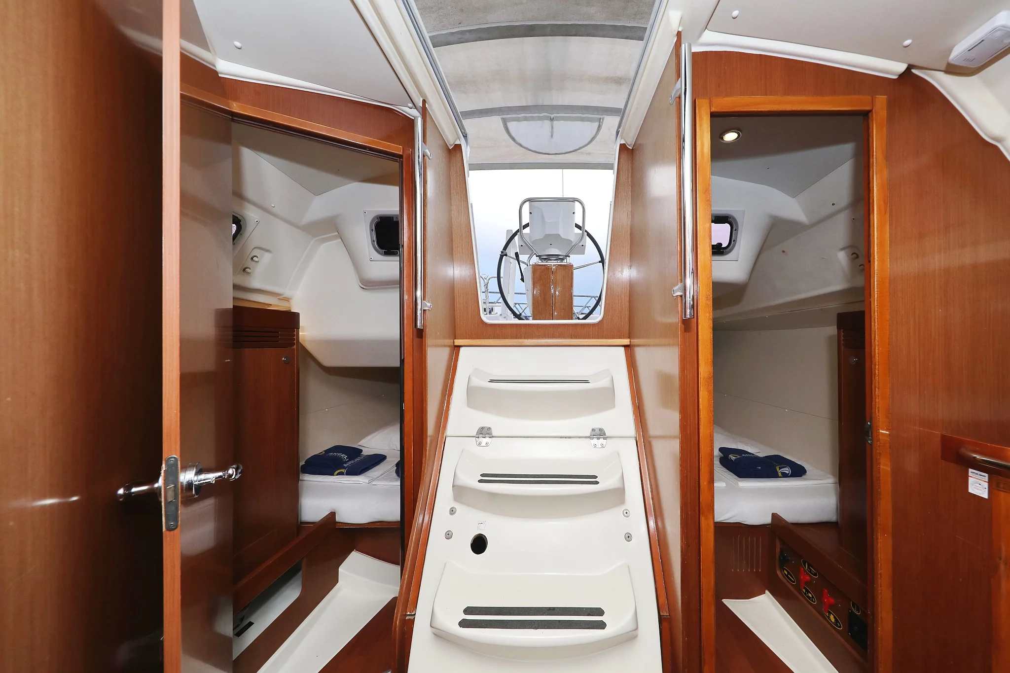 Oceanis 34 (Star Elisabeth)  - 22