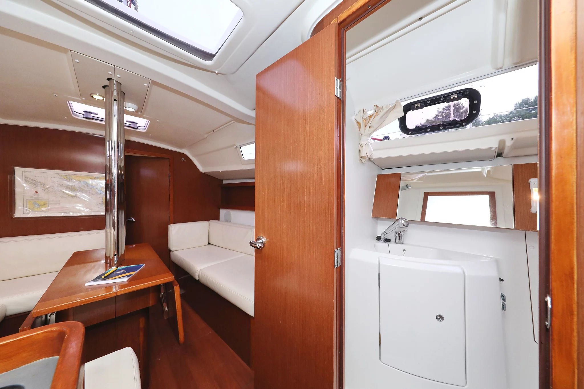 Oceanis 34 (Star Elisabeth)  - 32