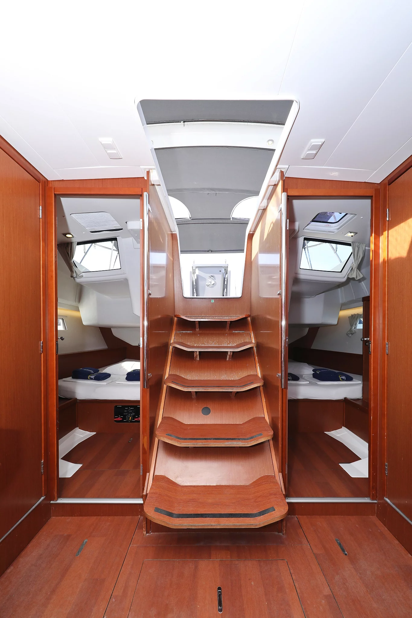 Oceanis 45 - 4 cab. (Zephyra)  - 44