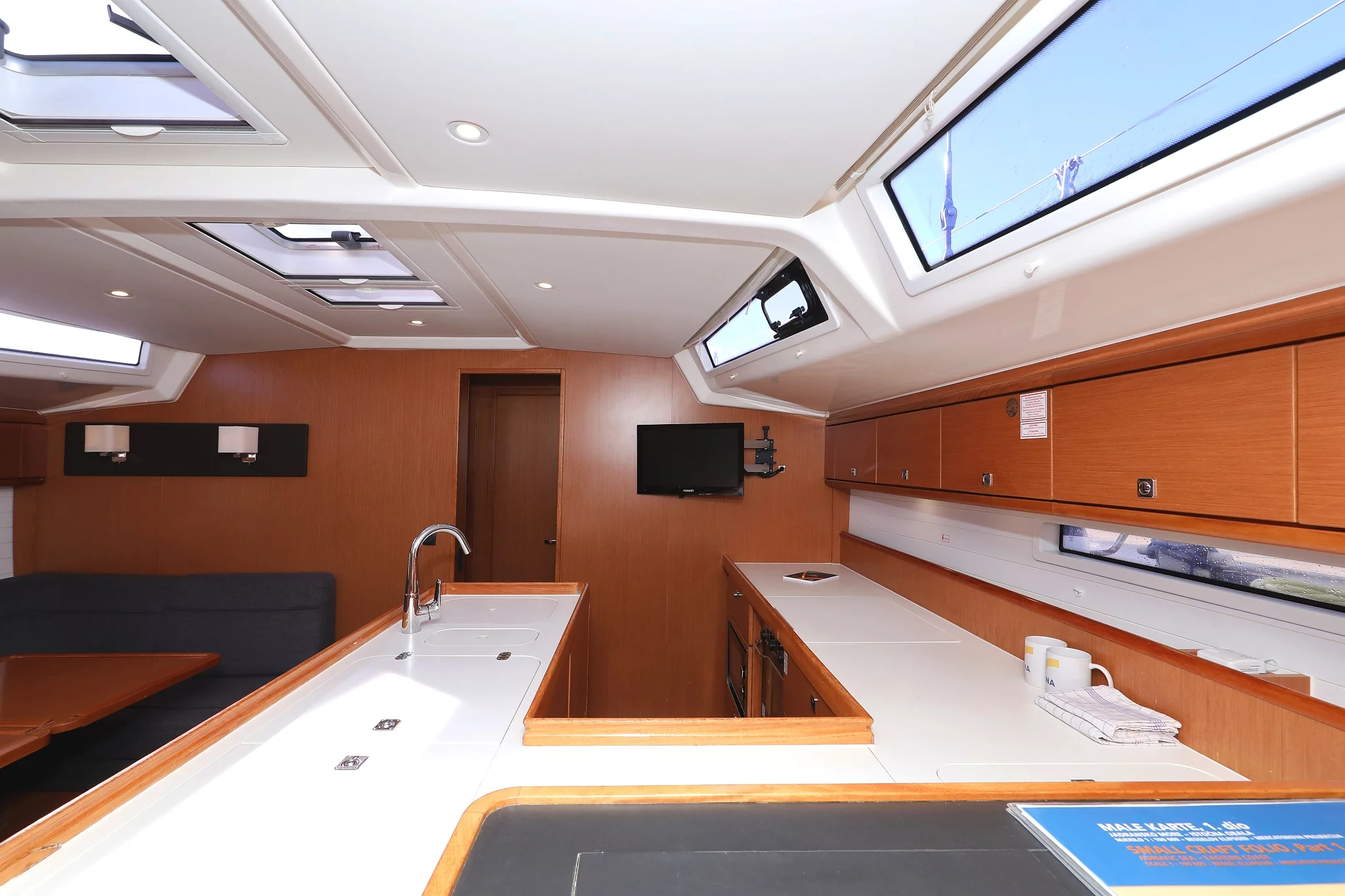 Bavaria Cruiser 56 - 5 + 1 cab. (Star Romeo)  - 17