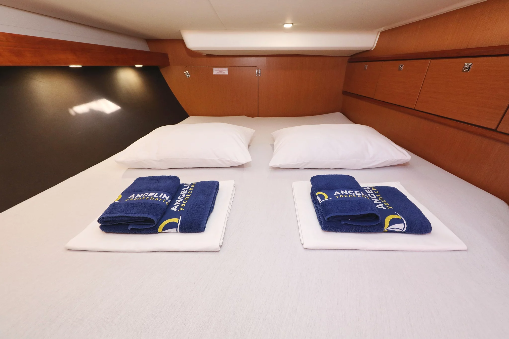 Bavaria Cruiser 56 - 5 + 1 cab. (Star Romeo)  - 23