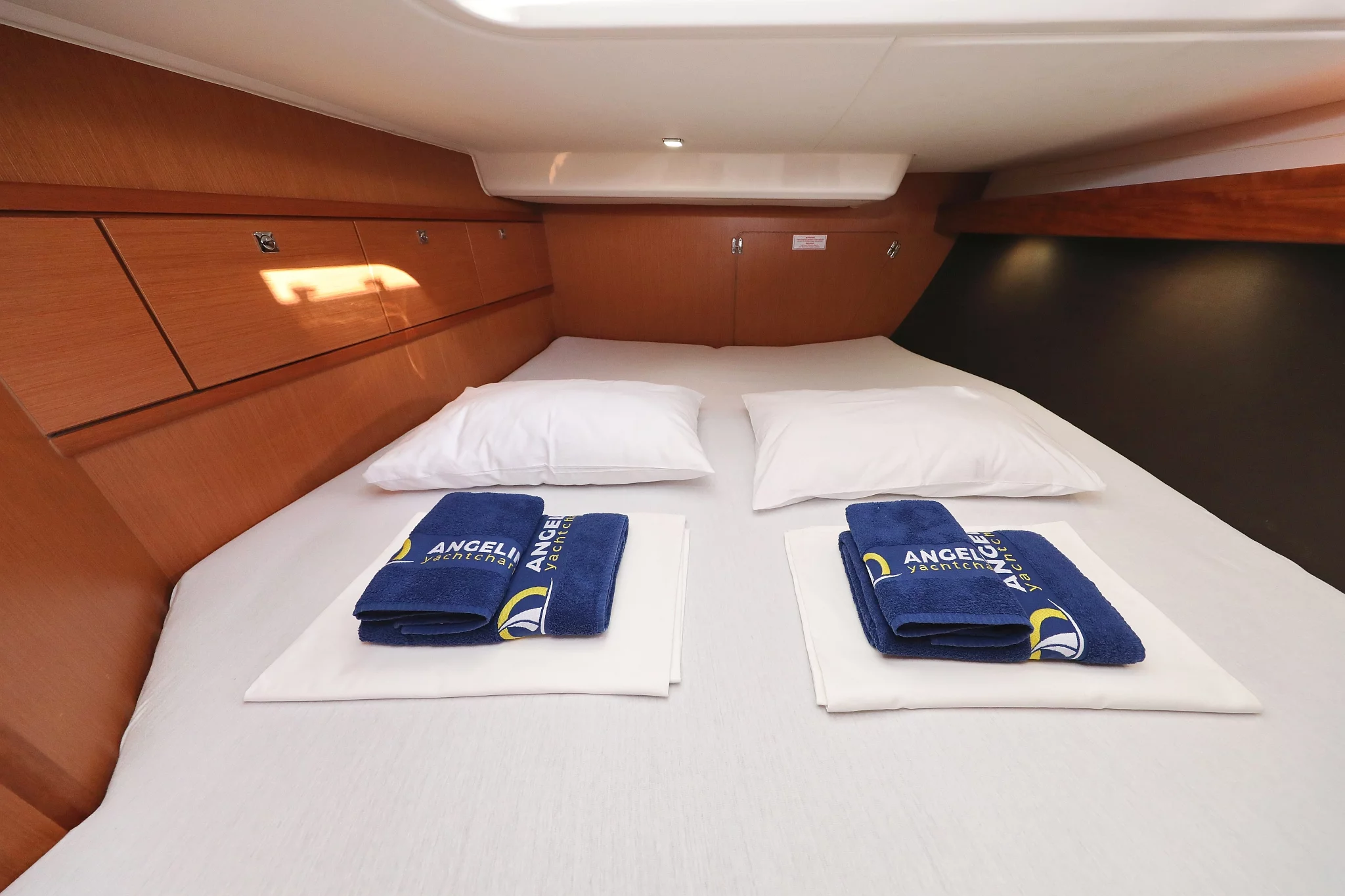 Bavaria Cruiser 56 - 5 + 1 cab. (Star Romeo)  - 26